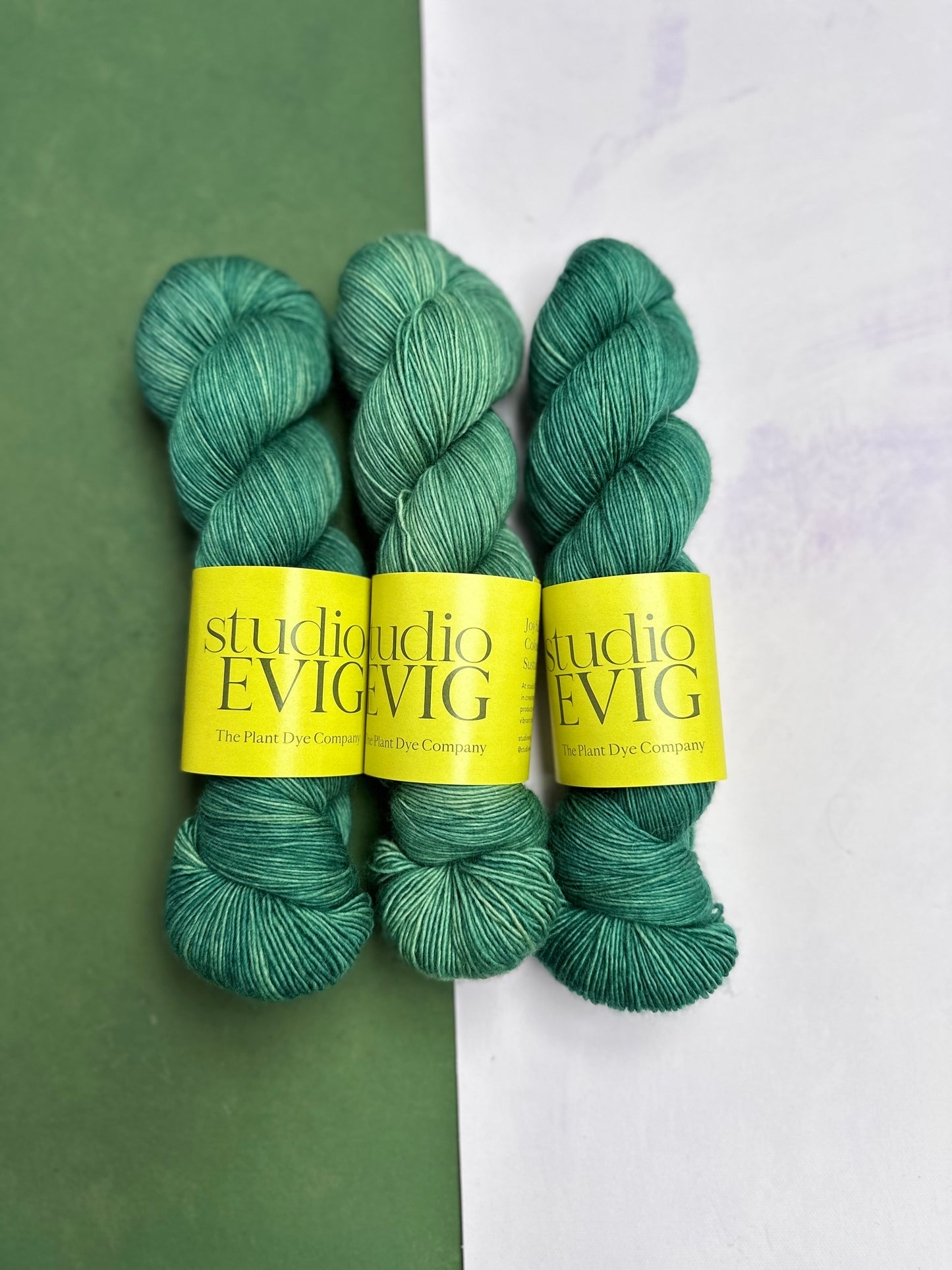 studioEVIG Naturally Dyed Yarn 4py