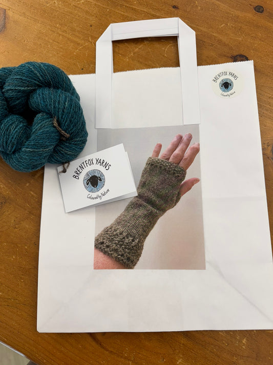 Brentfox Yarns - Daphne Handwarmer Kit