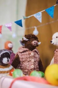 Laine Mouche & Friends by Cynthia Vallet