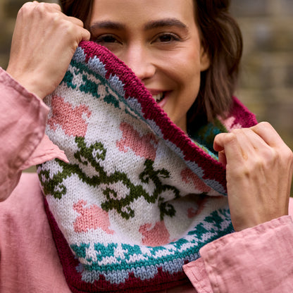 West Yorkshire Spinners - Golden Lily Reversible Cowl Kit