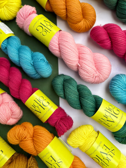 studioEVIG Naturally Dyed Mini Merino 4ply Skein Set